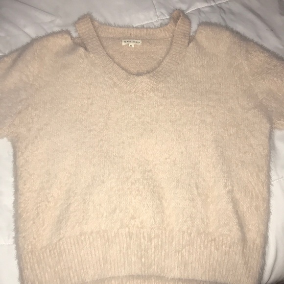 Sweater - Picture 4 of 4